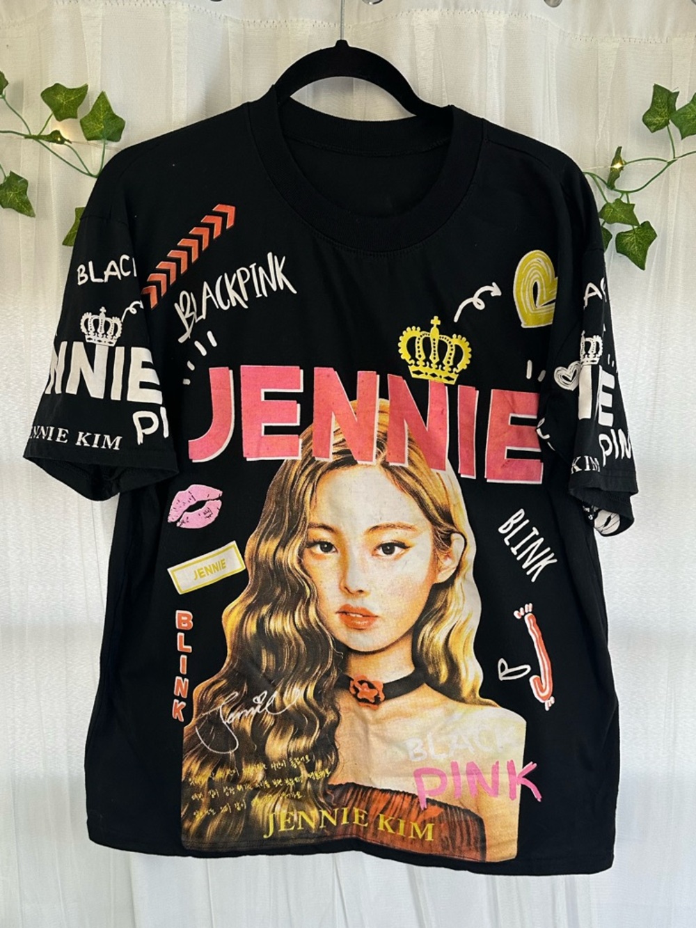 Black Graphic Short Sleeve Tee - Jennie Design